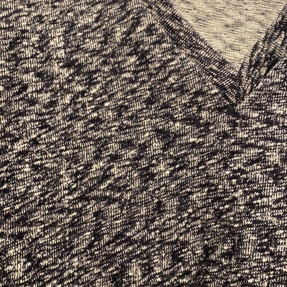 Lou & Grey women’s long sleeve v-neck sweater size xs - Picture 2 of 4